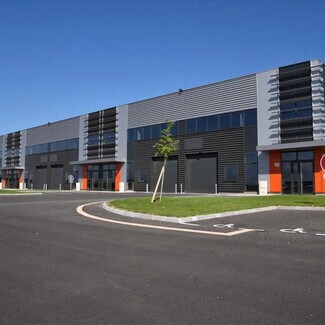 Plus de détails pour Local d'activités à louer