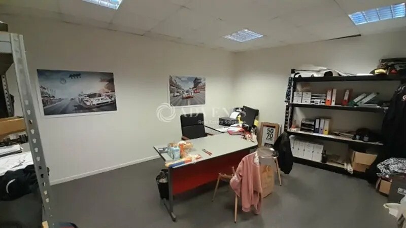 Local d’activités dans Le Mans à louer - Photo intérieure – Image 3 sur 3