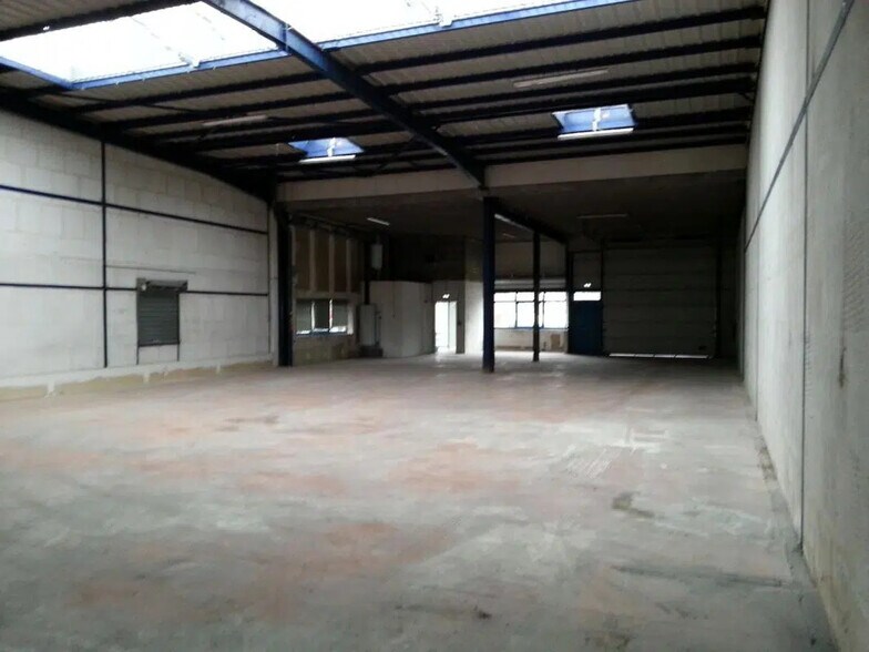 Industriel/Logistique dans Villepinte à louer - Photo de l’immeuble – Image 3 sur 4