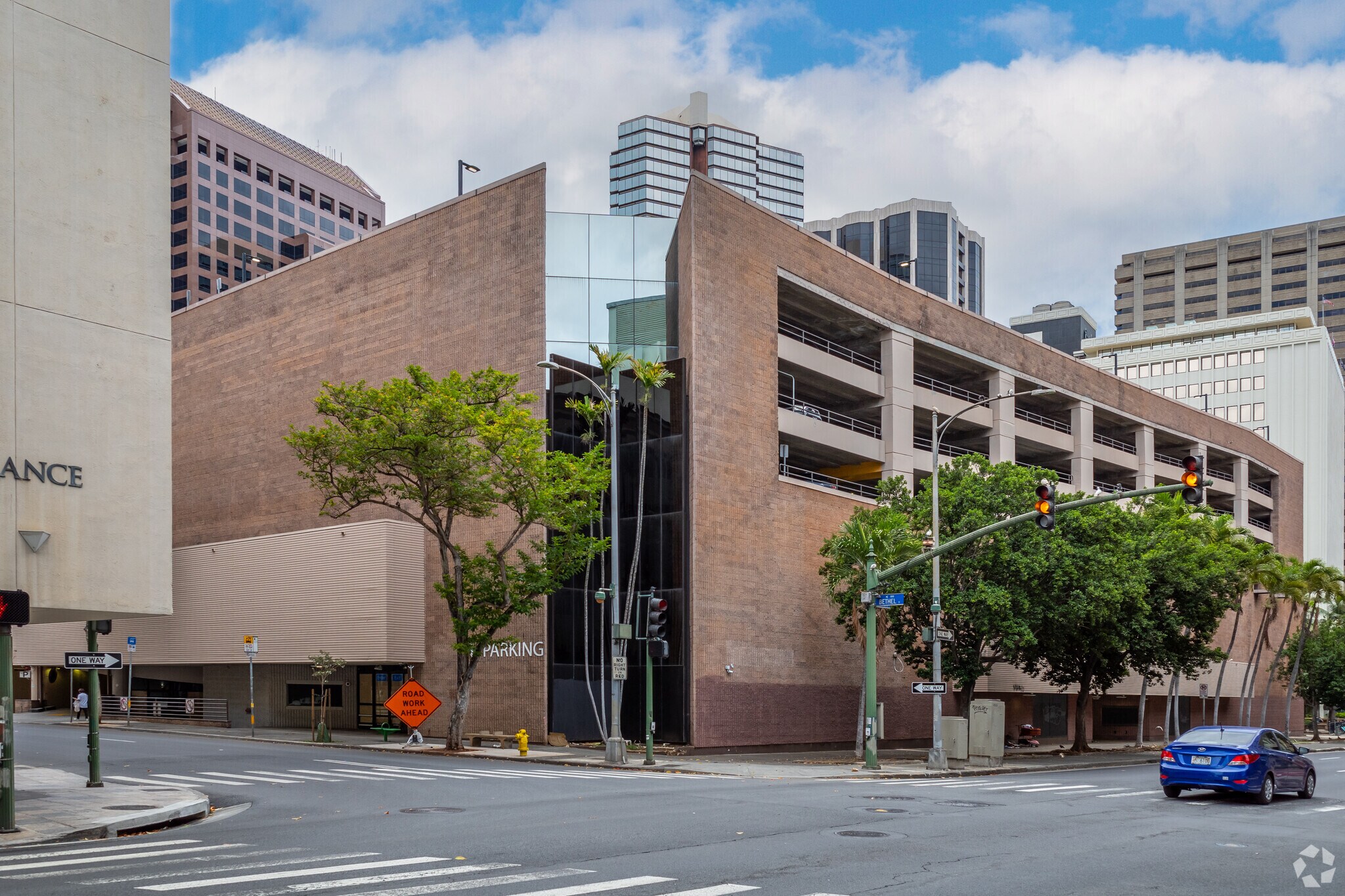 1032 Fort Street Mall, Honolulu, HI à louer Photo principale– Image 1 sur 17