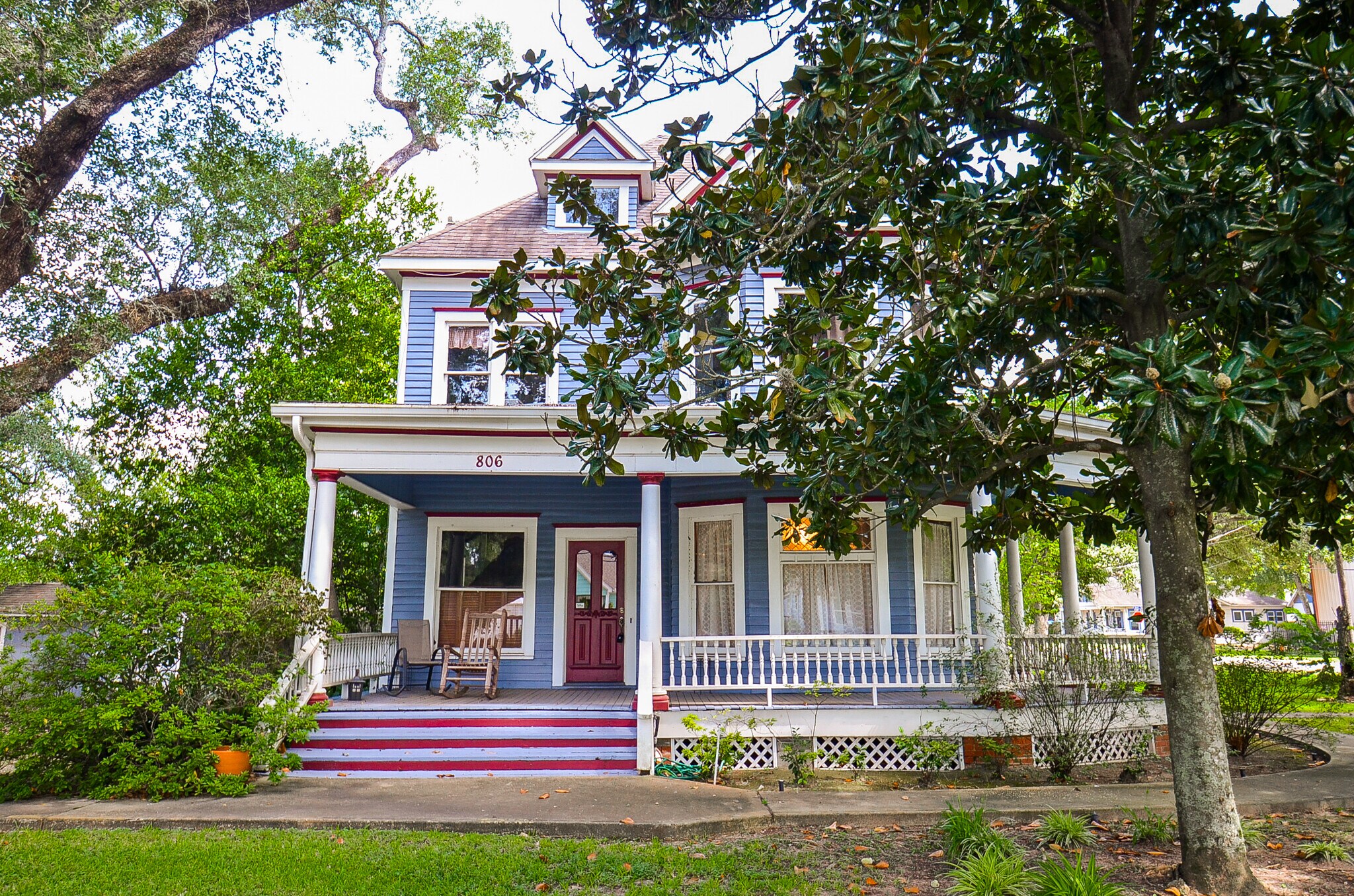 806 Austin St, Richmond, TX à vendre Photo de l’immeuble– Image 1 sur 31