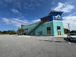 101 A Max Brewer Memorial Pky, Titusville, FL à louer Photo intérieure– Image 2 sur 23