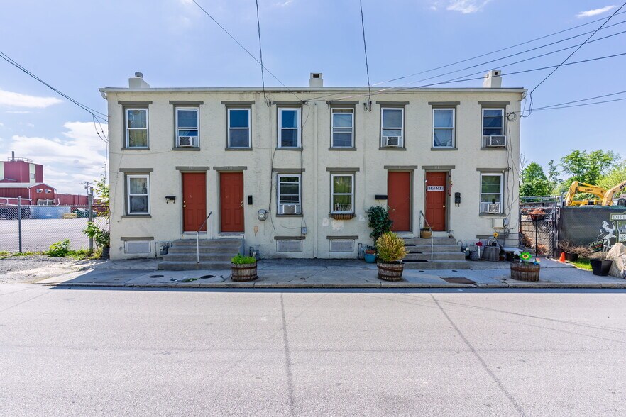 240-316 E Union St portefeuille de 2 biens à vendre sur LoopNet.fr - Photo de l’immeuble – Image 2 sur 12