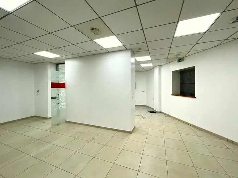 Local commercial dans Nice à louer - Photo intérieure – Image 2 sur 5