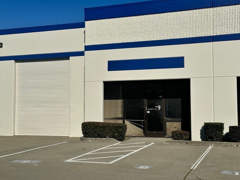 432 N Canal St, South San Francisco, CA à louer - Photo principale – Image 1 sur 8