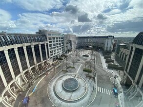 15 Place Georges Pompidou, Montigny-le-Bretonneux, YVE - Vue aérienne  vue de carte