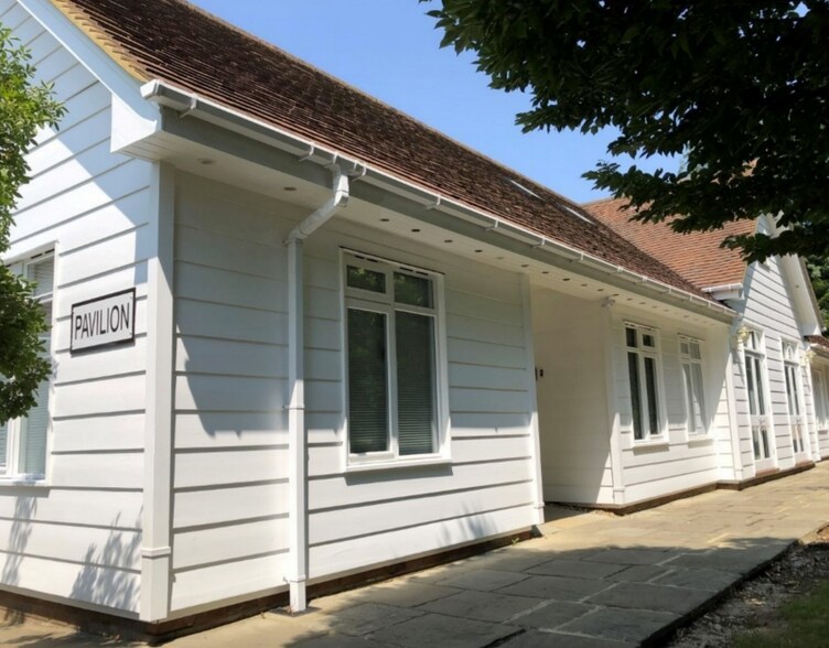 Chesham Rd, Berkhamsted à louer - Photo principale – Image 2 sur 4