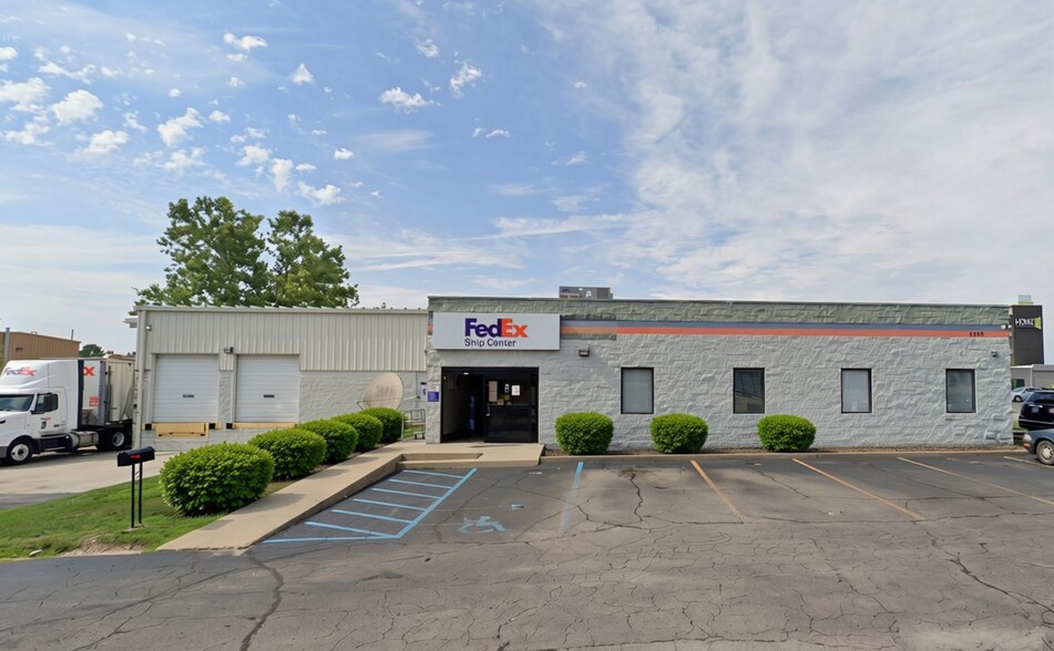 5300 E Margaret Dr, Terre Haute, IN à vendre - Photo principale – Image 1 sur 1