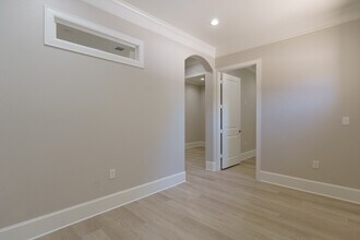 12406 Spring Cypress Rd, Tomball, TX à louer Photo intérieure– Image 1 sur 18