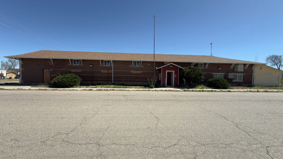 664 2nd Ave, Deer Trail, CO à vendre - Photo de l’immeuble – Image 2 sur 18