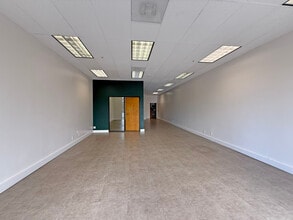 1445 Santa Rosa Ave, Santa Rosa, CA à louer Photo intérieure– Image 2 sur 5