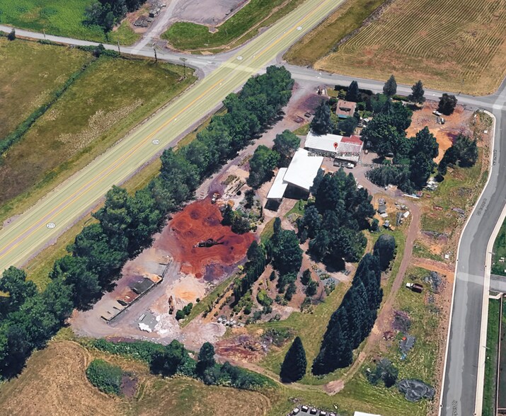 30735 SE River Mill Rd, Estacada, OR à vendre - Photo de l’immeuble – Image 2 sur 6