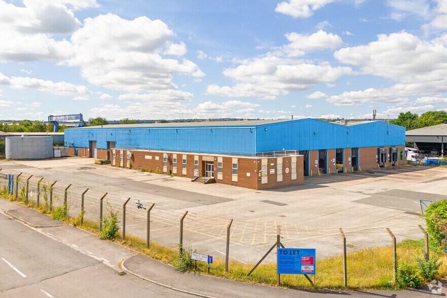 Tinsley Park Rd, Sheffield à louer - Photo de l’immeuble – Image 1 sur 4