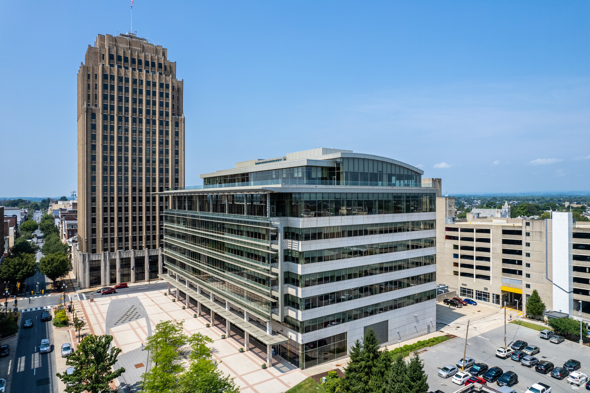 835 W Hamilton St, Allentown, PA à louer Photo de l’immeuble– Image 1 sur 37