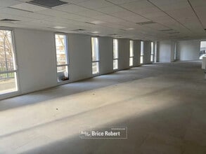 Bureau dans Villeurbanne à louer Photo de l’immeuble– Image 2 sur 5