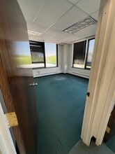 35 E Grassy Sprain Rd, Yonkers, NY à louer Photo intérieure– Image 2 sur 3