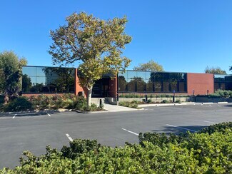 Plus de détails pour 5010 Campus Dr, Newport Beach, CA - Médical à louer