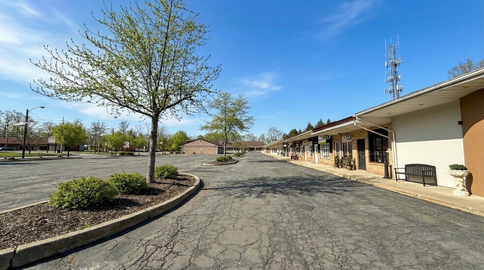 172-252 Scotch Rd, Ewing, NJ à louer - Photo de l’immeuble – Image 2 sur 5