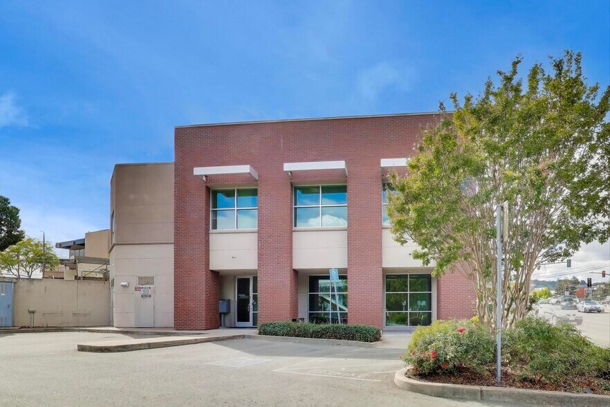 785 Ygnacio Valley Rd, Walnut Creek, CA à vendre - Photo de l’immeuble – Image 3 sur 47