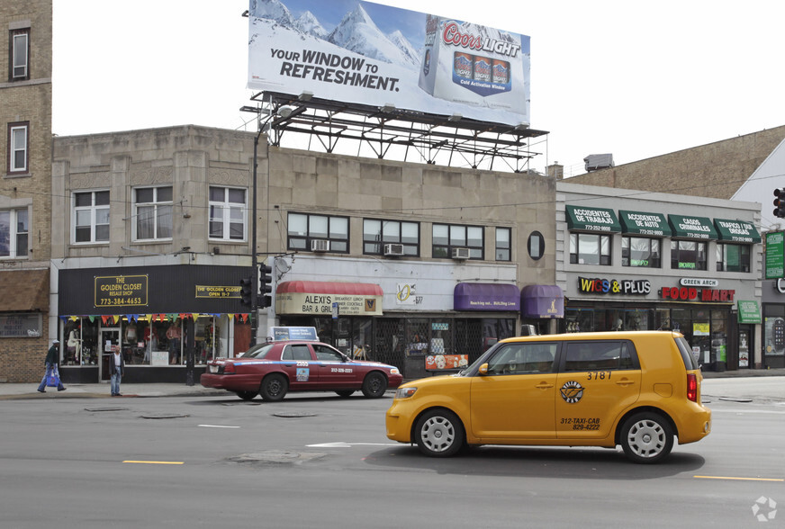 1223 N Milwaukee Ave, Chicago, IL à louer - Photo de l’immeuble – Image 2 sur 4