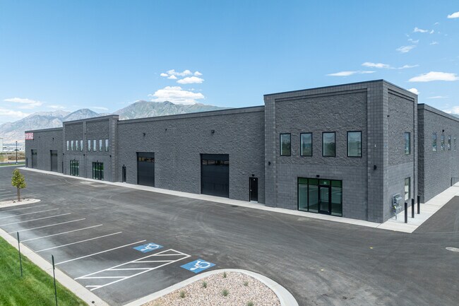 Plus de détails pour 1564 250 W, Spanish Fork, UT - Local d’activités à vendre