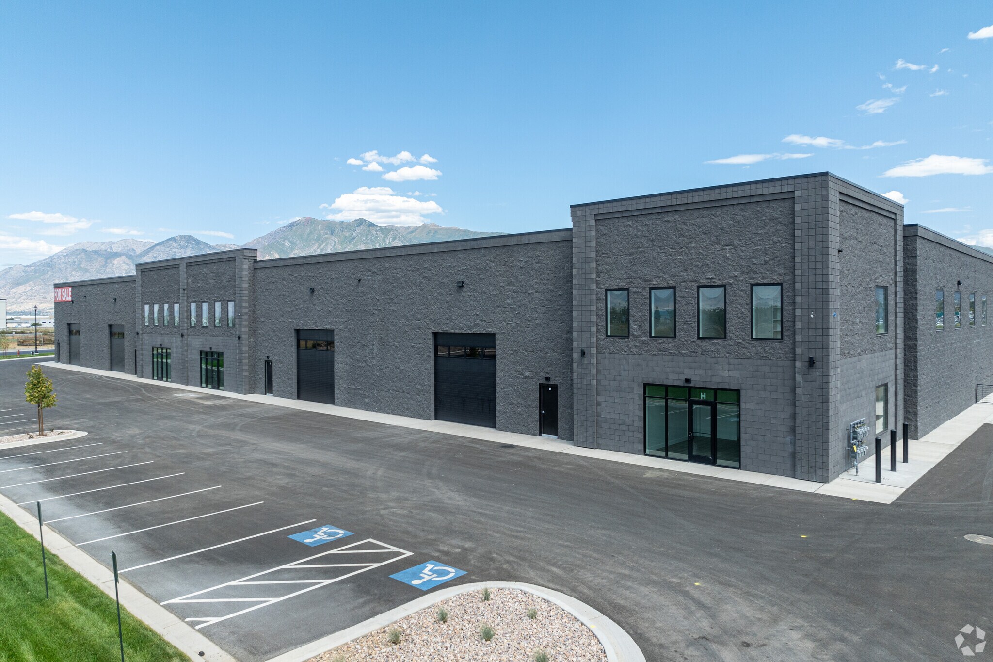 1564 250 W, Spanish Fork, UT à louer Photo de l’immeuble– Image 1 sur 35