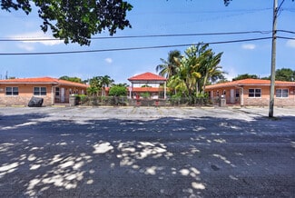 Plus de détails pour 140 SW 30th Ct, Miami, FL - Logement à vendre