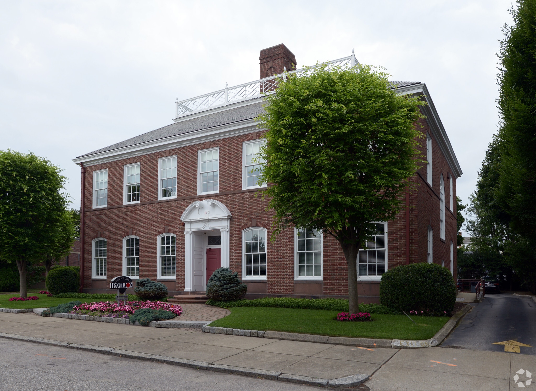 6 Mutual Pl, Providence, RI à louer Photo principale– Image 1 sur 12