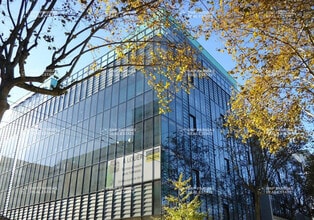 Bureau dans Lyon à louer Photo de l’immeuble– Image 2 sur 26