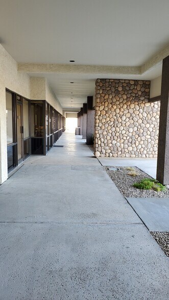 2120 W Guadalupe Rd, Mesa, AZ à louer - Photo intérieure – Image 3 sur 10