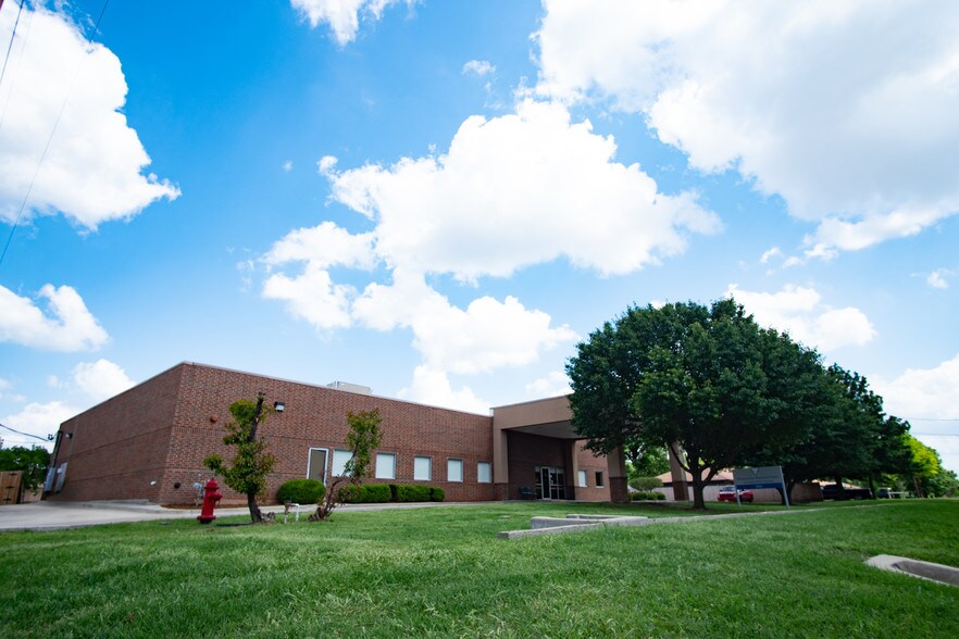310 S Highland Ave, Oklahoma City, OK à louer - Photo principale – Image 1 sur 16
