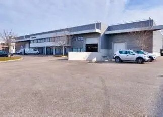 Plus de détails pour 151 A Route De Grenoble, Saint-Priest - Bureau, Local d'activités à louer