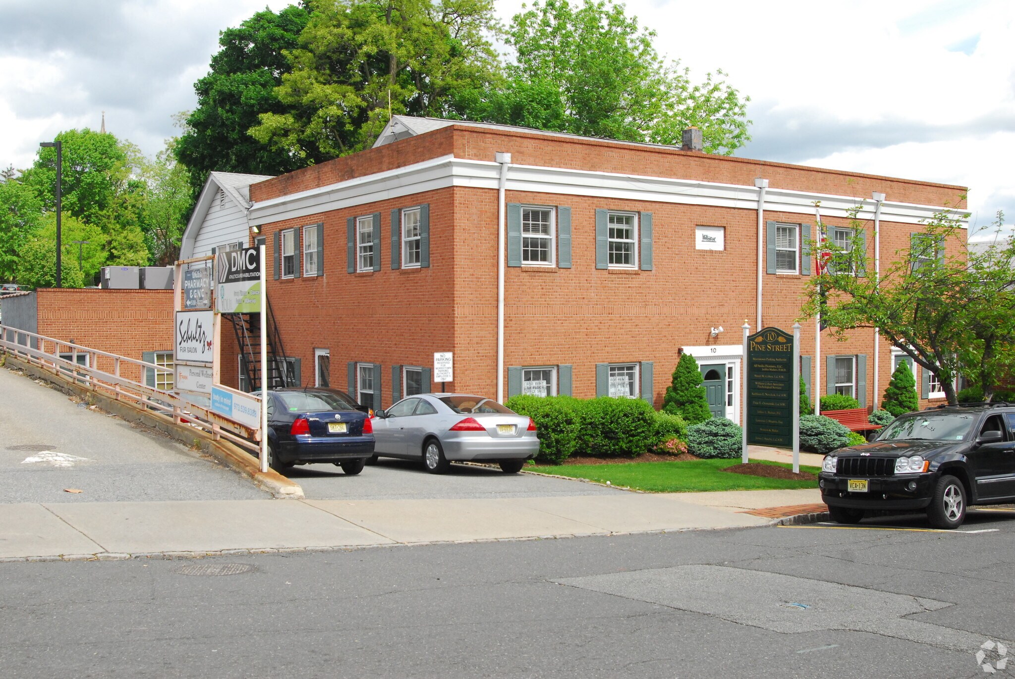 10 Pine St, Morristown, NJ à louer Photo principale– Image 1 sur 3