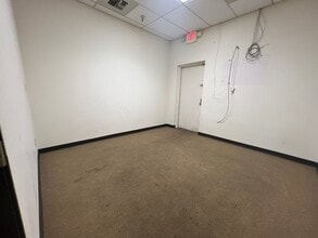 9250 N 43rd Ave, Glendale, AZ à louer Photo intérieure– Image 2 sur 7