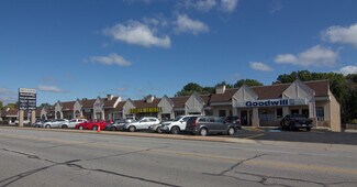 Plus de détails pour 1721-1751 State Rd, Cuyahoga Falls, OH - Local commercial à louer