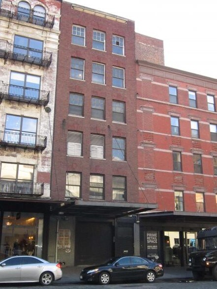 426 W 14th St, New York, NY à louer - Photo de l’immeuble – Image 2 sur 7