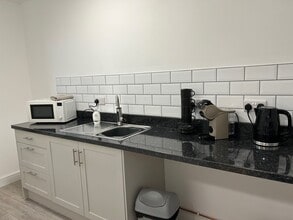 16 High St, Glastonbury à louer Photo intérieure– Image 2 sur 3