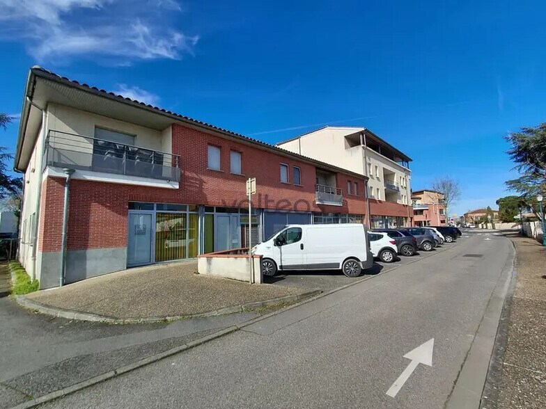 Bureau dans Lespinasse à vendre - Photo de l’immeuble – Image 1 sur 6
