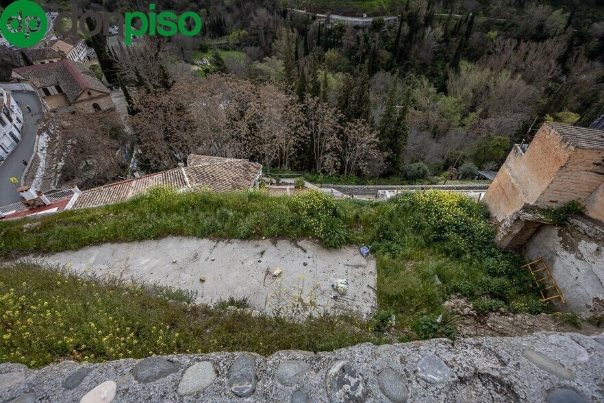 Calle Vereda de los Pinchos, 64, Granada, Granada à vendre - Photo de l’immeuble – Image 3 sur 18