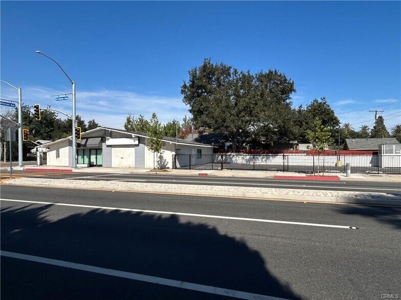 1192 Garey Ave, Pomona, CA à vendre - Photo de l’immeuble – Image 1 sur 23