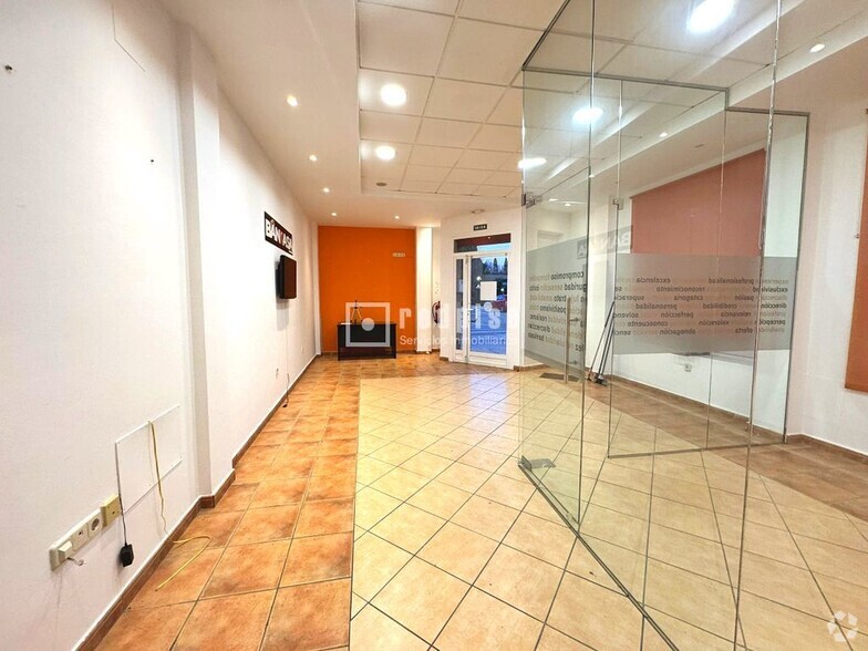 Local commercial dans Alovera, Guadalajara à vendre - Photo intérieure – Image 1 sur 1