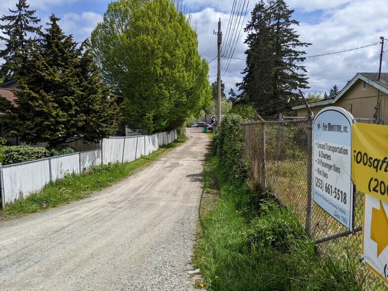 10301 31st St E, Edgewood, WA à louer - Photo de l’immeuble – Image 2 sur 34