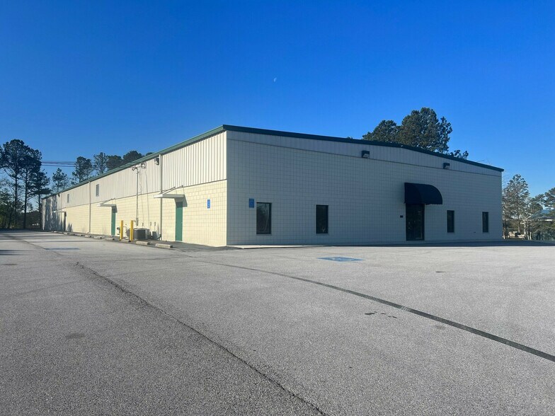 1128 Brett Dr, Conyers, GA à louer - Photo de l’immeuble – Image 3 sur 6