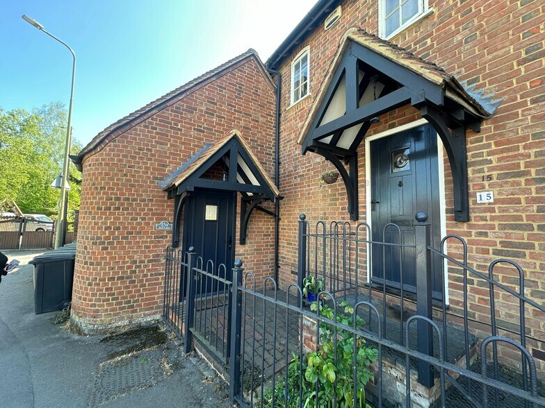 15A Bell Ln, Thame à louer - Photo de l’immeuble – Image 2 sur 7