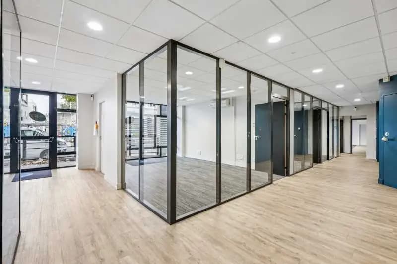 202-204 Rue Marcel Mérieux, Lyon à louer - Photo de l’immeuble – Image 2 sur 25