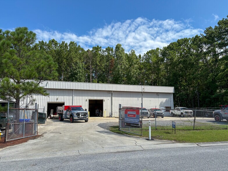 3170 Stanton Ct, Charleston, SC à louer - Photo de l’immeuble – Image 1 sur 8