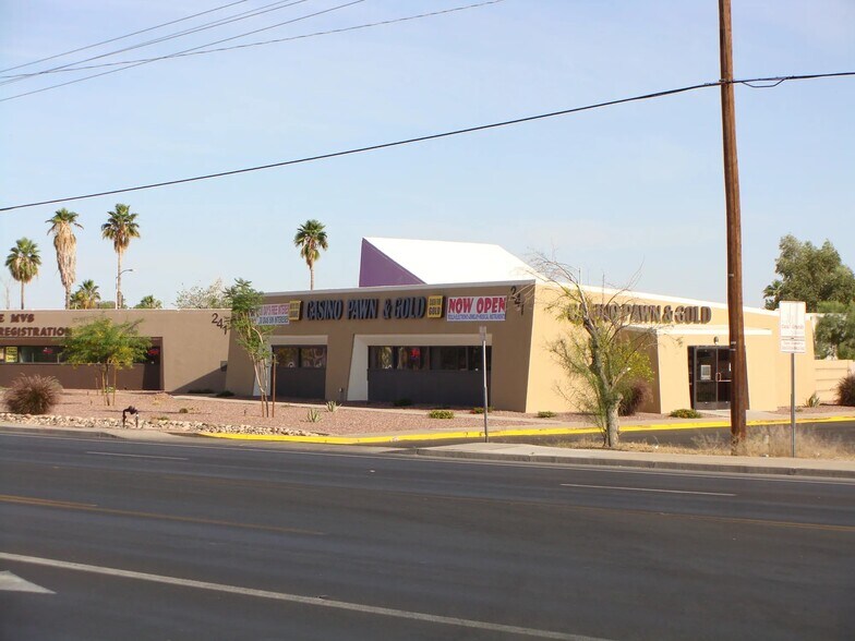 241 W Cottonwood Ln, Casa Grande, AZ à louer - Photo de l’immeuble – Image 2 sur 12