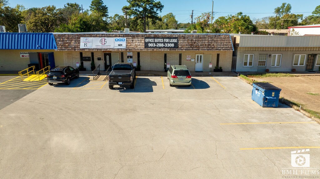 707-709 N Palestine St, Athens, TX à louer Photo de l’immeuble– Image 1 sur 46