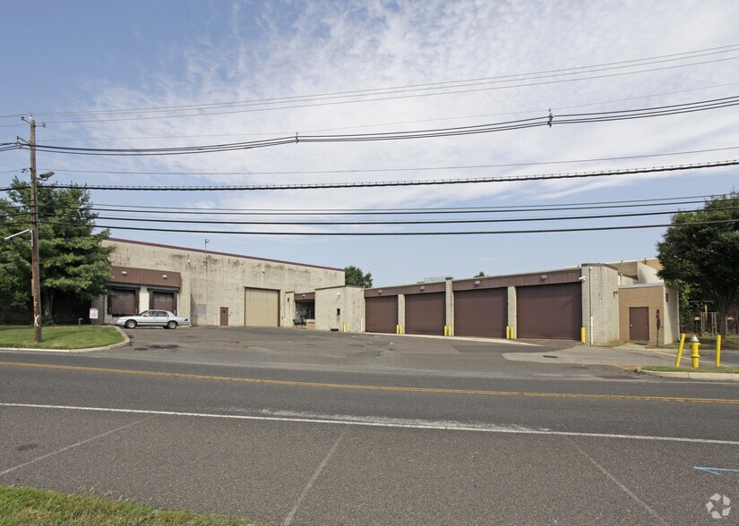 301 Cuthbert Blvd, Cherry Hill, NJ à vendre - Photo de l’immeuble – Image 3 sur 48