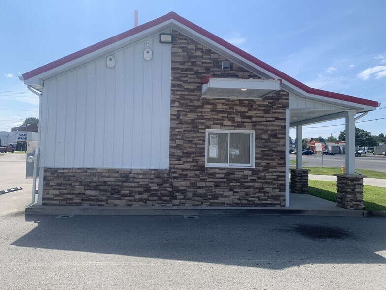 1060 Margaret Ct, Madisonville, KY à louer - Photo de l’immeuble – Image 2 sur 6